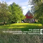 Weidezicht Nyaraló
